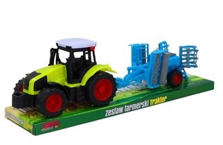 TRAKTOR Z MASZYNĄ ROLNICZĄ