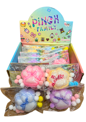 PROM Gniotek antystresowy gumowy łapka zkuleczkami 7x6cm mix kolor GTM-104