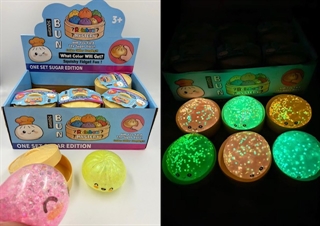 PROM Zabawka antystresowa, gniotek pierożek,dumpling z kuleczkami świecący w pudełeczku (12szt w displayu) 334284