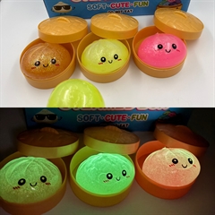 PROM Zabawka antystresowa, gniotek pierożek,dumpling w pudełeczku świecące w ciemności neon (12szt w displ) 334310